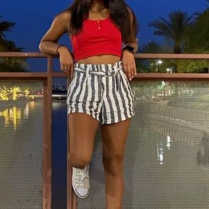 new striped shorts very summery